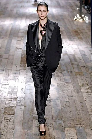 Look 32